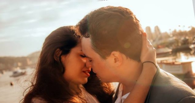 Rüyada Eski Sevgiliyle Öpüşmek